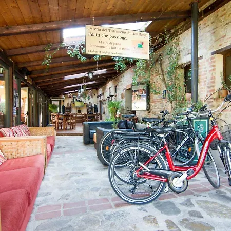 Hébergement de vacances Snug Farmhouse In Castiglione Del Lago With Pool *